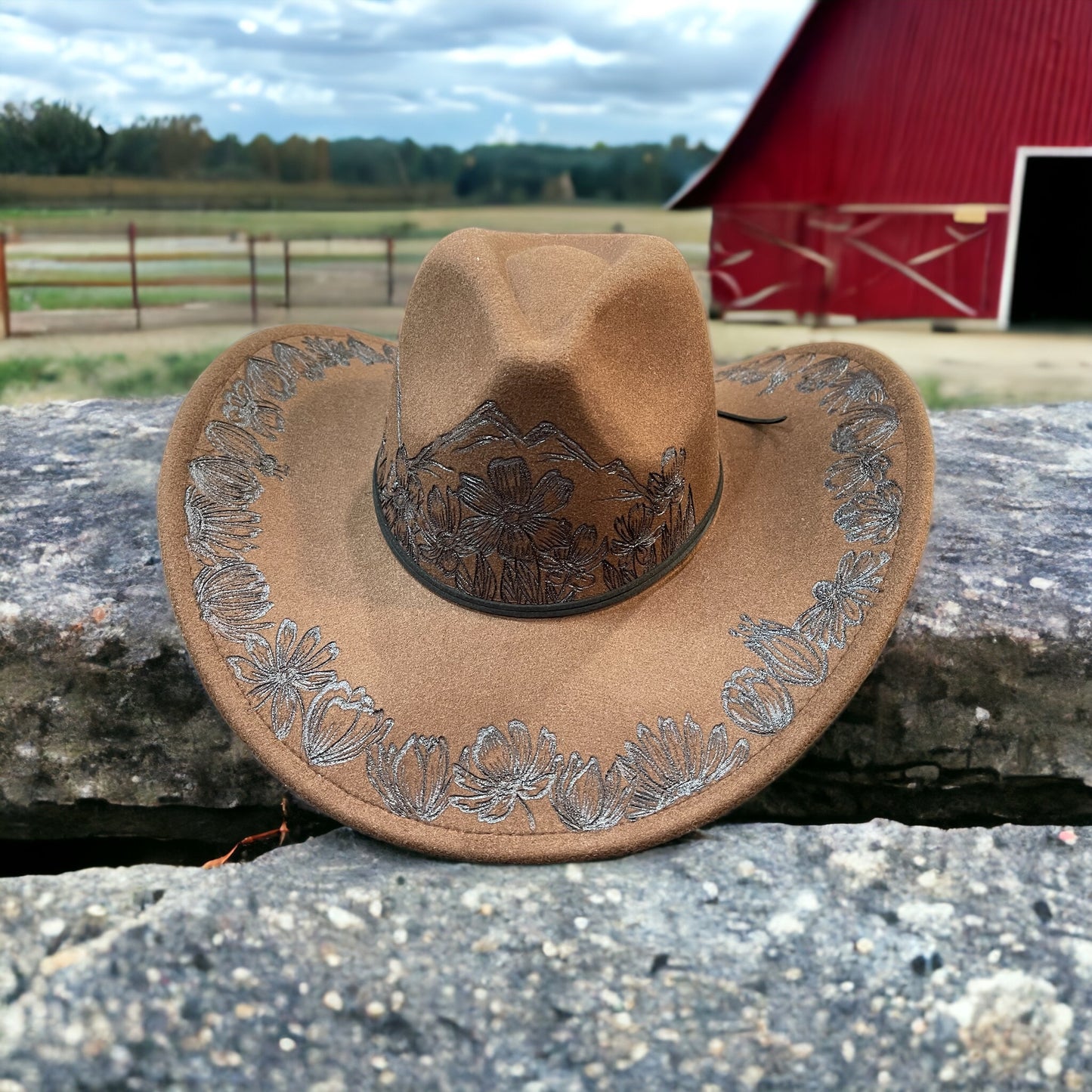 Gülce - Burned Cowboy Hat