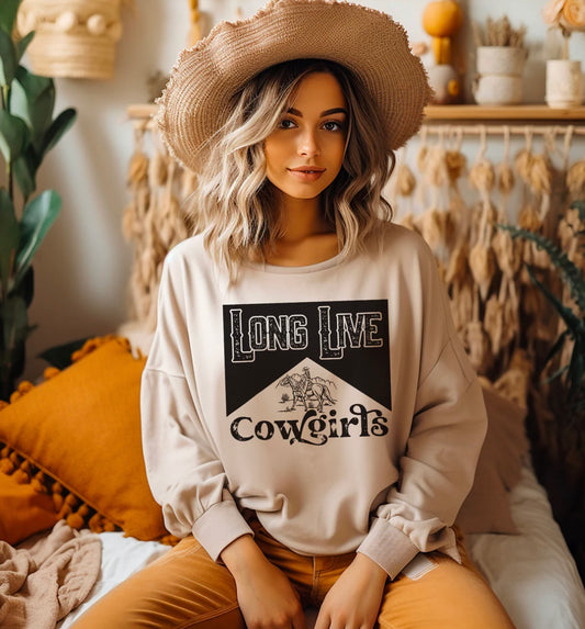 Cowgirls - Crewneck Sweatshirt