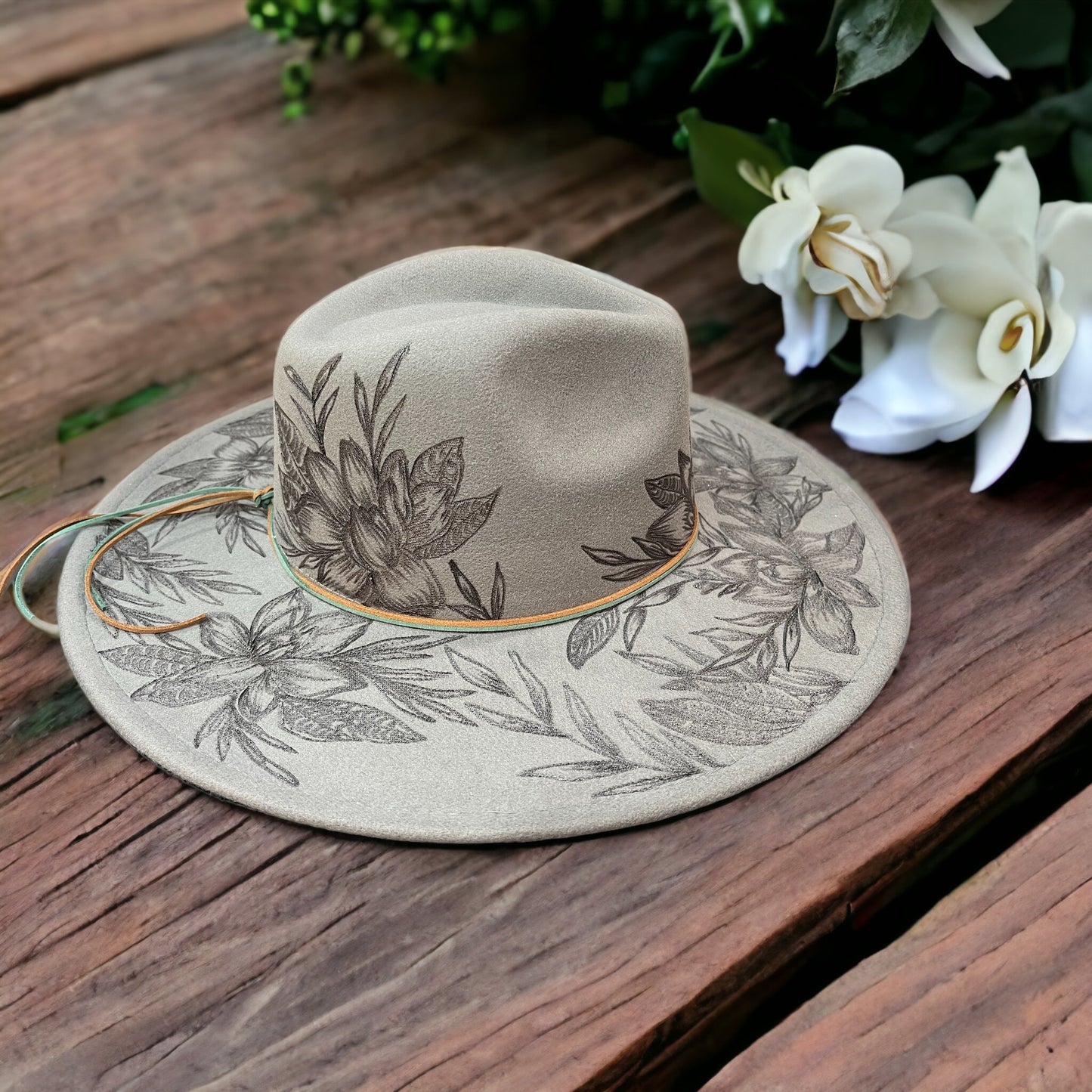 Gardenia Garden - Burned Hat