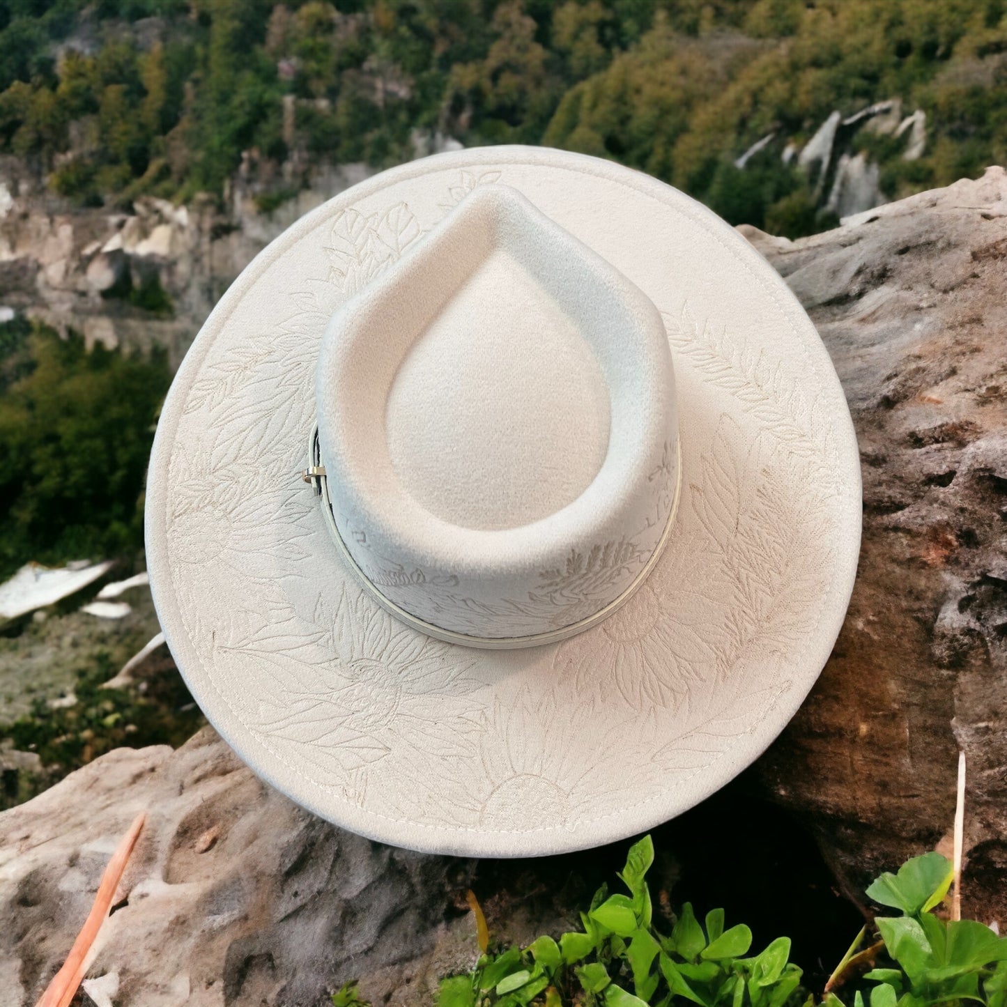 Moonshadow - Burned Hat